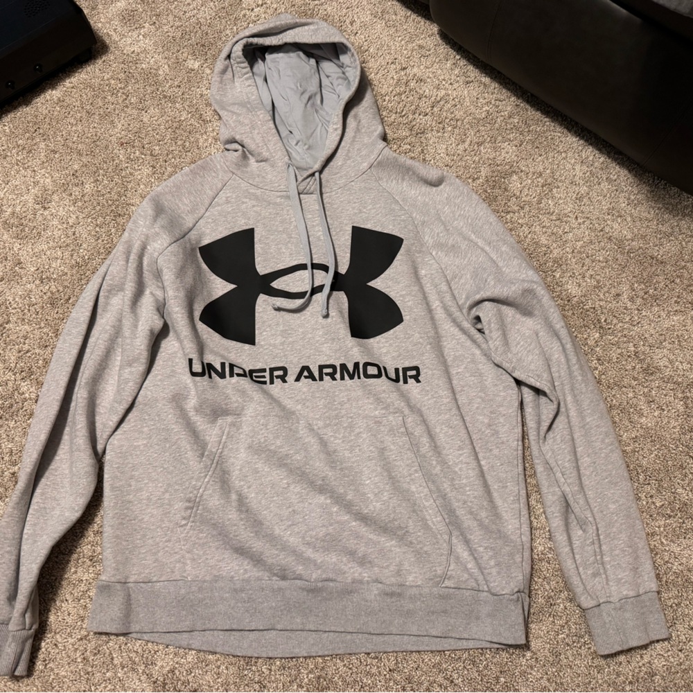 Under Armour Men's Light Gray Hoodie